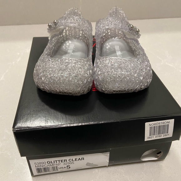 Mini Melissa Campana - Picture 1 of 5